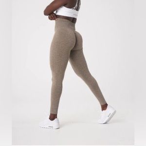 NVGTN Scrunch Seamless Leggings
